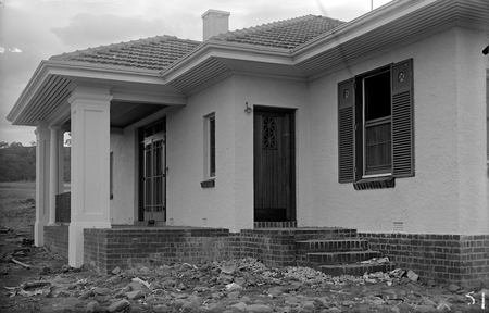 Oakley and Parkes Blandfordia house.
