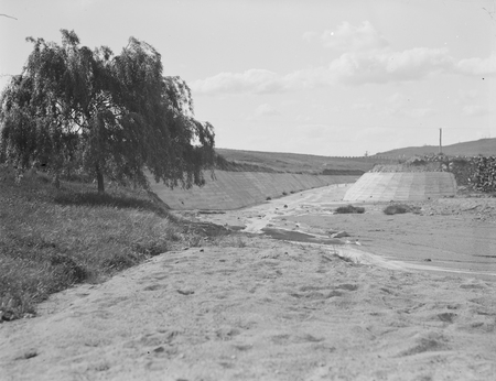 Concrete drain.