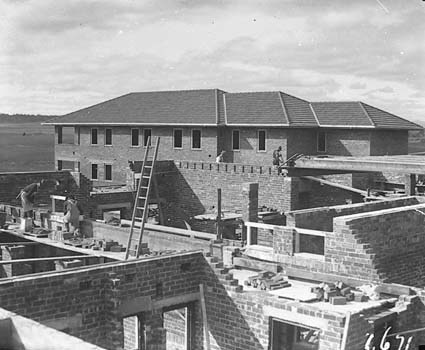 Hotel Acton under construction