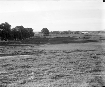 Commonwealth Avenue Bridge from the Royal Canberra Golf Links.