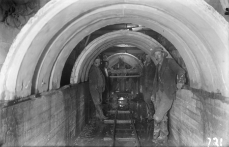 Sewerage tunnel under Molonglo river at Commonwealth Avenue.