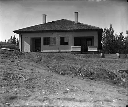Cottage on Mt Stromlo.