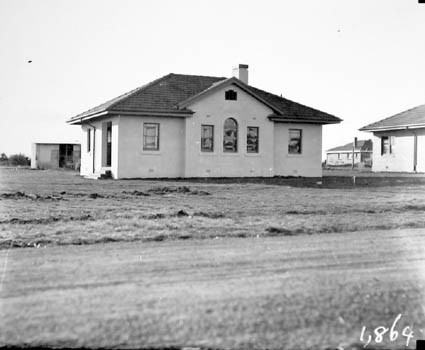 Cottage in Eastlake - FCC (Federal Capital Commission) type 23 J3