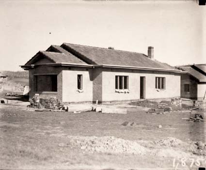 Cottages under construction, Federal Capital Commission Type 1