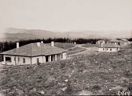 Houses at Mount Stromlo