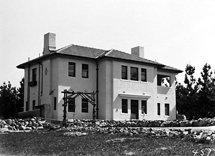  Mount Stromlo Observatory,Directors Residence,under construction