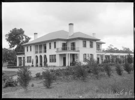 Prime Minister's Lodge, Adelaide Avenue, Deakin.