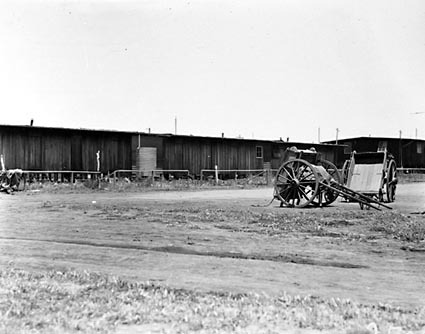 South Molonglo construction camp with horse drays parked in front