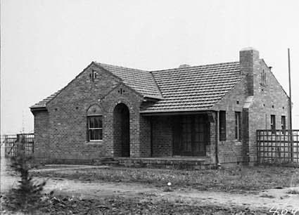 Federal Capital Commission Cottage Type 2