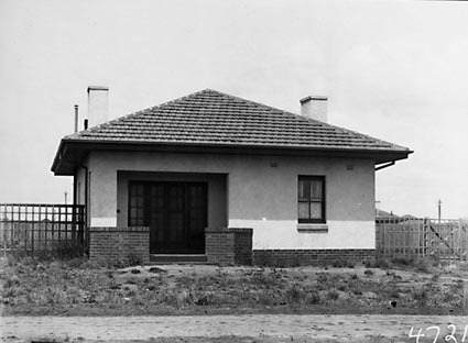 Federal Capital Commission Cottage