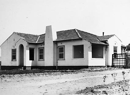 Federal Capital Commission Cottage Type 3