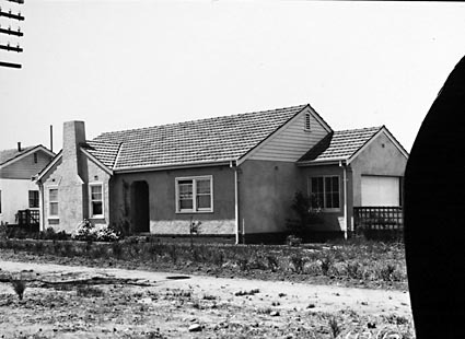 Federal Capital Commission Cottage