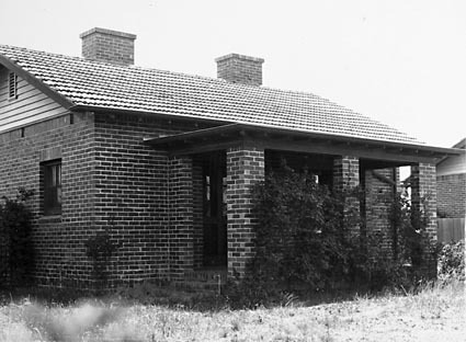 Federal Capital Commission Cottage