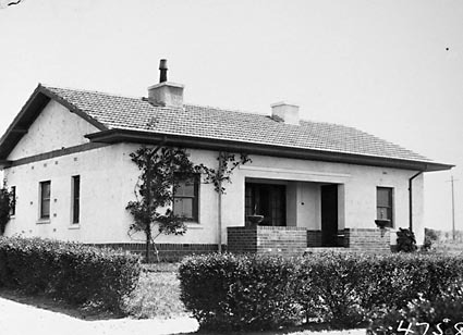 Federal Capital Commission Cottage