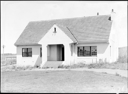 Federal Capital Commission Cottage.