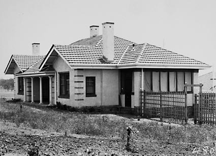 Oakley and Parkes house, on corner of Dominion and Melbourne Avenues, Forrest, used originally as Lady Hopetoun Club
