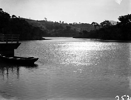 Cotter Dam from the wall