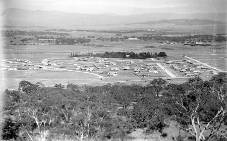 Reid from Mt Ainslie. Glebe House in centre