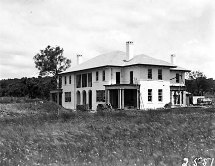 Prime Minister's Lodge , Adelaide Avenue , Deakin, from west