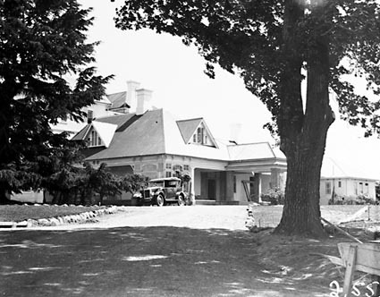 Government House -State entrance and porte cochere, Residence of the Governor General, Yarralumla