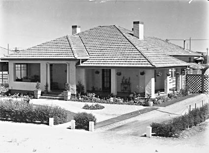 House with well developed garden