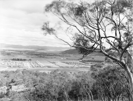 Reid, Braddon and Civic Centre from Mt Ainslie.Ainslie Hotel in centre