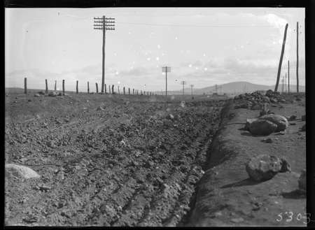 Roadworks - possibly Queanbeyan Road.