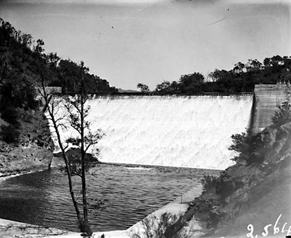 Cotter Dam wall ,  stilling pond and spillway