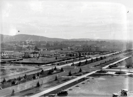 Commonwealth Avenue, Hotel Canberra and Albert Hall from West Block