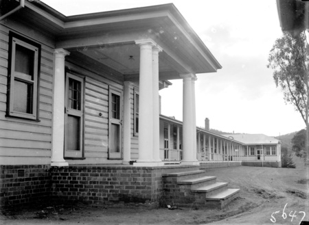 Canberra Community Hospital, Acton.