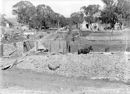 Australian Institute of Anatomy foundations being constructed, McCoy Circle,  Acton