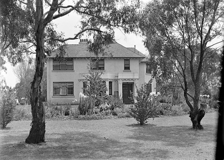 Canberra House, Acton
