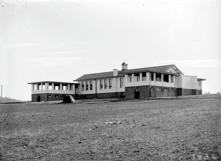 Telopea Park School, New South Wales Crescent, Barton