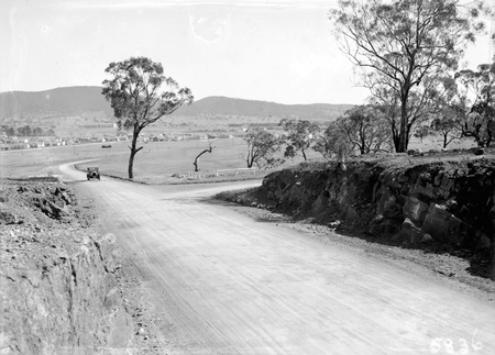  Duntroon Road now Fairbairn Avenue looking towards Civic Centre