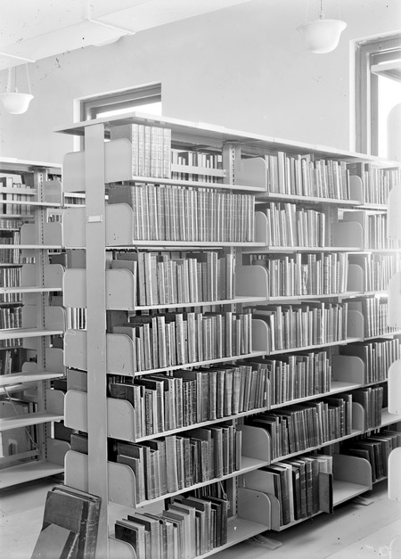 Book stacks in the Parliamentary Library