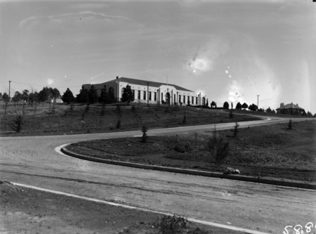 Road leading to the front of Australian Forestry School, Banks Street, Yarralumla.