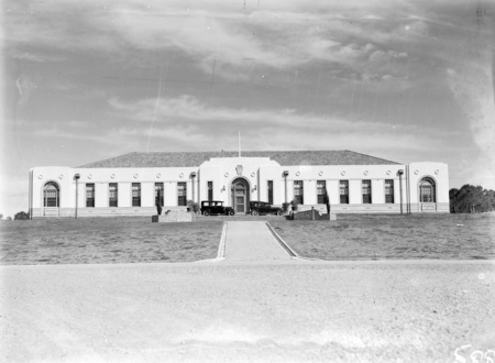 Front of Australian Forestry School, Banks Street, Yarralumla.