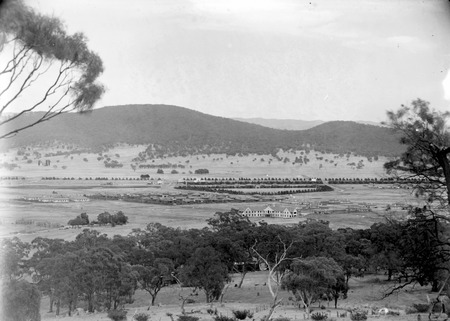 Hotel Ainslie, Northbourne Oval & Northbourne Avenue from Mt Ainslie