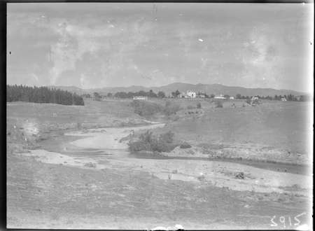 Government House and outbuildings, Govenor Generals Residence, Yarralumla, from the east, overlooking the Molonglo River.