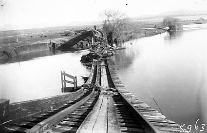 Wreckage of railway bridge, Floods of 1925 , Raillway line from  Kingston to Civic