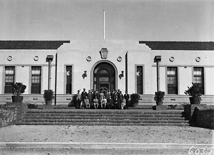 Group of Forestry School Students and staff in front of the Australian Forestry School, Banks Street, Yarralumla