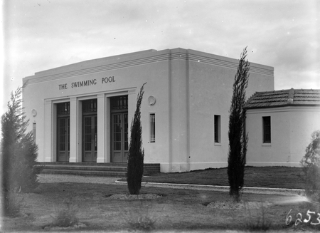 Manuka swimming pool, Manuka Circle. Front entrance.