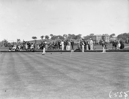 Game of bowls on the Hotel Canberra bowling green.