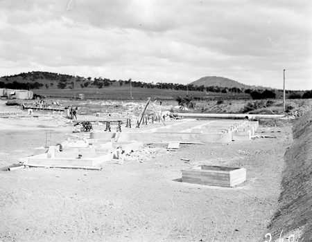 Weston Creek Sewerage Treatment Works. Sedimentation and activated sludge tanks.