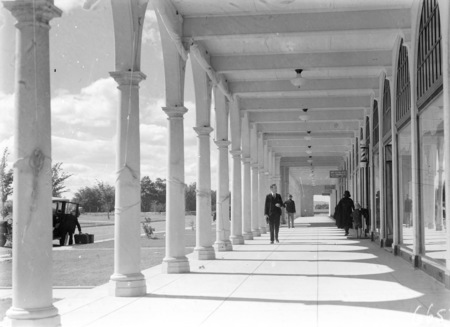 Colonnades, Sydney Building, Civic Centre.