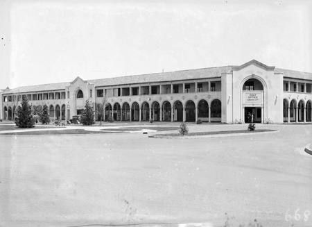 Melbourne Building showing Canberra City Post Office, Civic Centre across Northbourne Avenue.