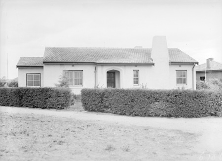 Federal Capital Commission Cottage Type 9, Reid.