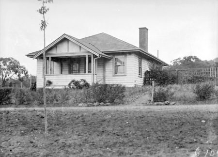Federal Capital Commission Cottage Type 27 T2, Ainslie.