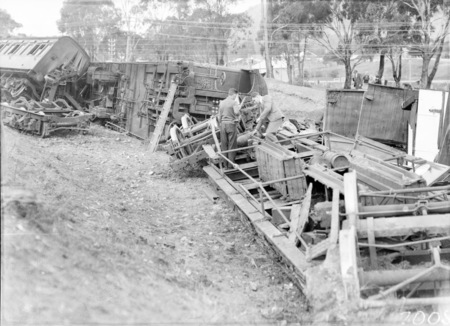 Derailment of the Albury Mail Train at  Bowning at 4.30 AM. Train was travelling at 35 MPH and 6 carriages were derailed. 6 passengers were injured. Some of the upturned carriages.