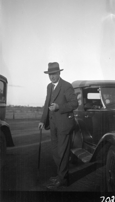 Murray River Commission. Unknown man.